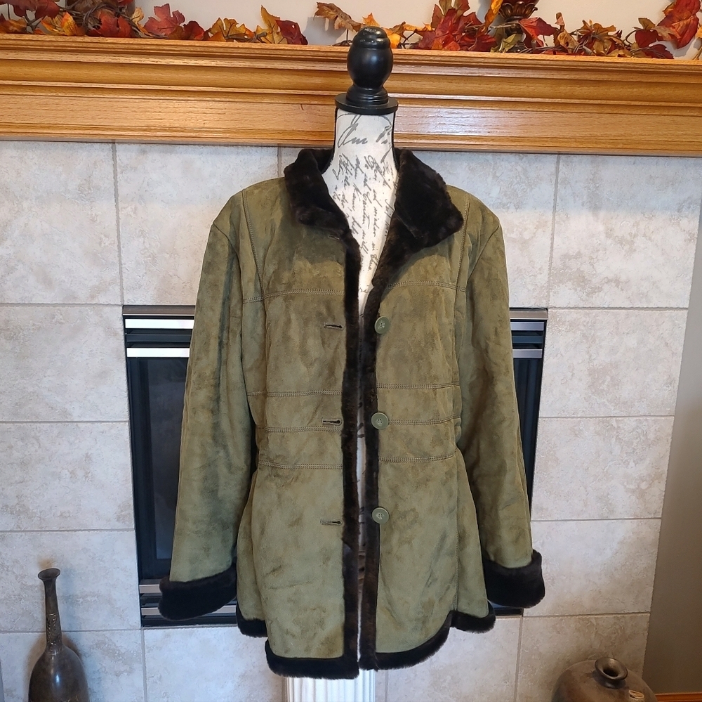 Regent Park Large Winter Coat Faux Suede Olive Green And Brown Trim.